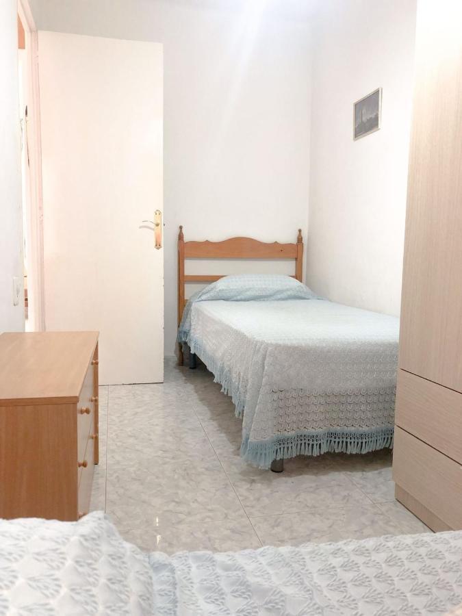 Mari Village Apartamento Luminoso,A 2 Minutos De La Playa 萨洛 外观 照片
