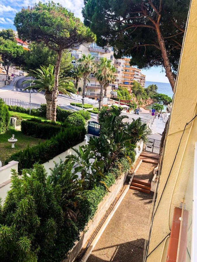 Mari Village Apartamento Luminoso,A 2 Minutos De La Playa 萨洛 外观 照片